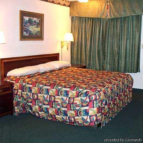 Gordon Inn And Suites Augusta Zimmer foto